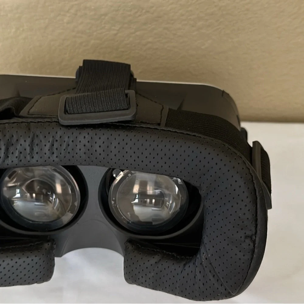 Mobile Phone Virtual Reality Headset White/Black..